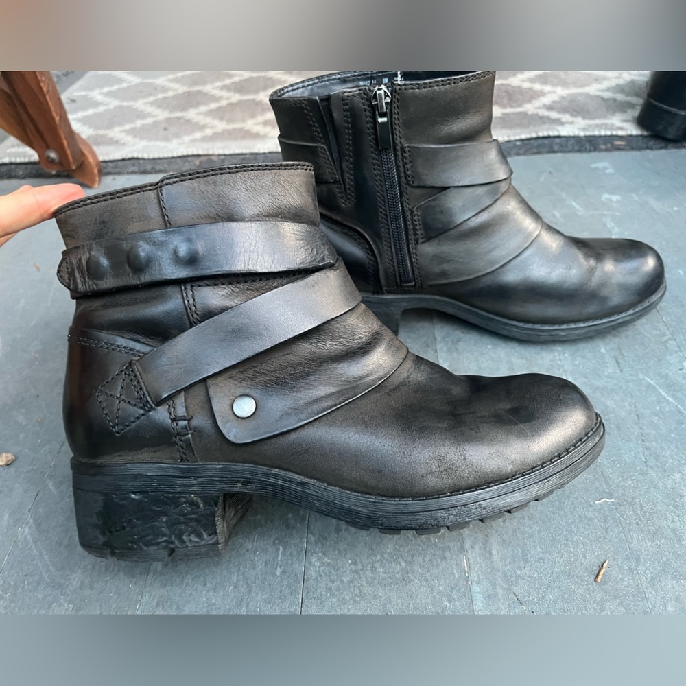 Clarks Calla Mansi Ankle boots